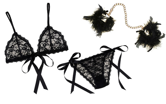 7 Sexy lingerie sets for different bedroom personalities Her